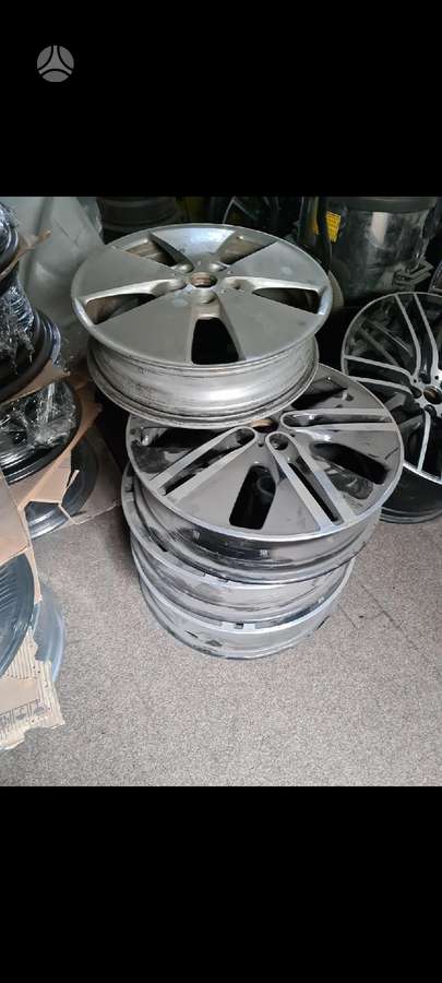 BMW, lengvojo lydinio, R19