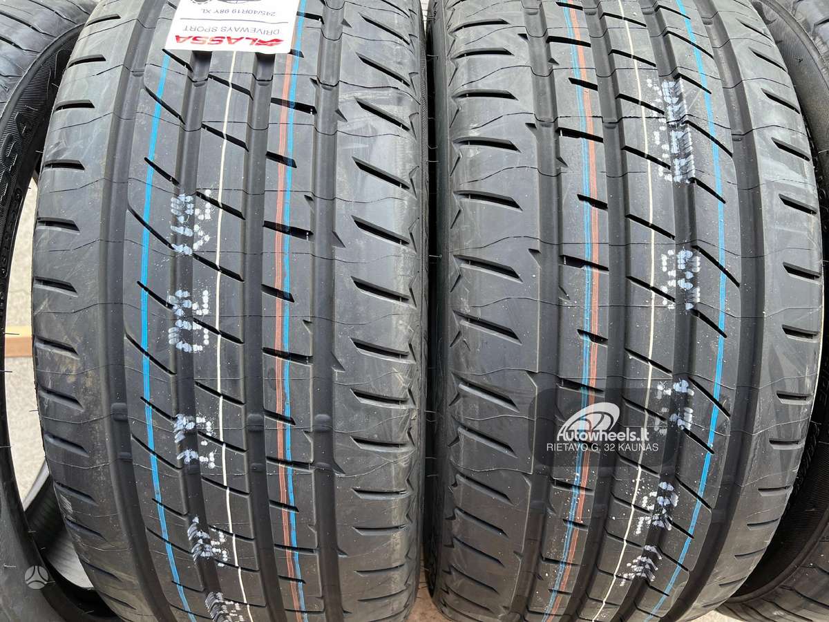 Lassa Driveways Sport, summer 245/40 R19