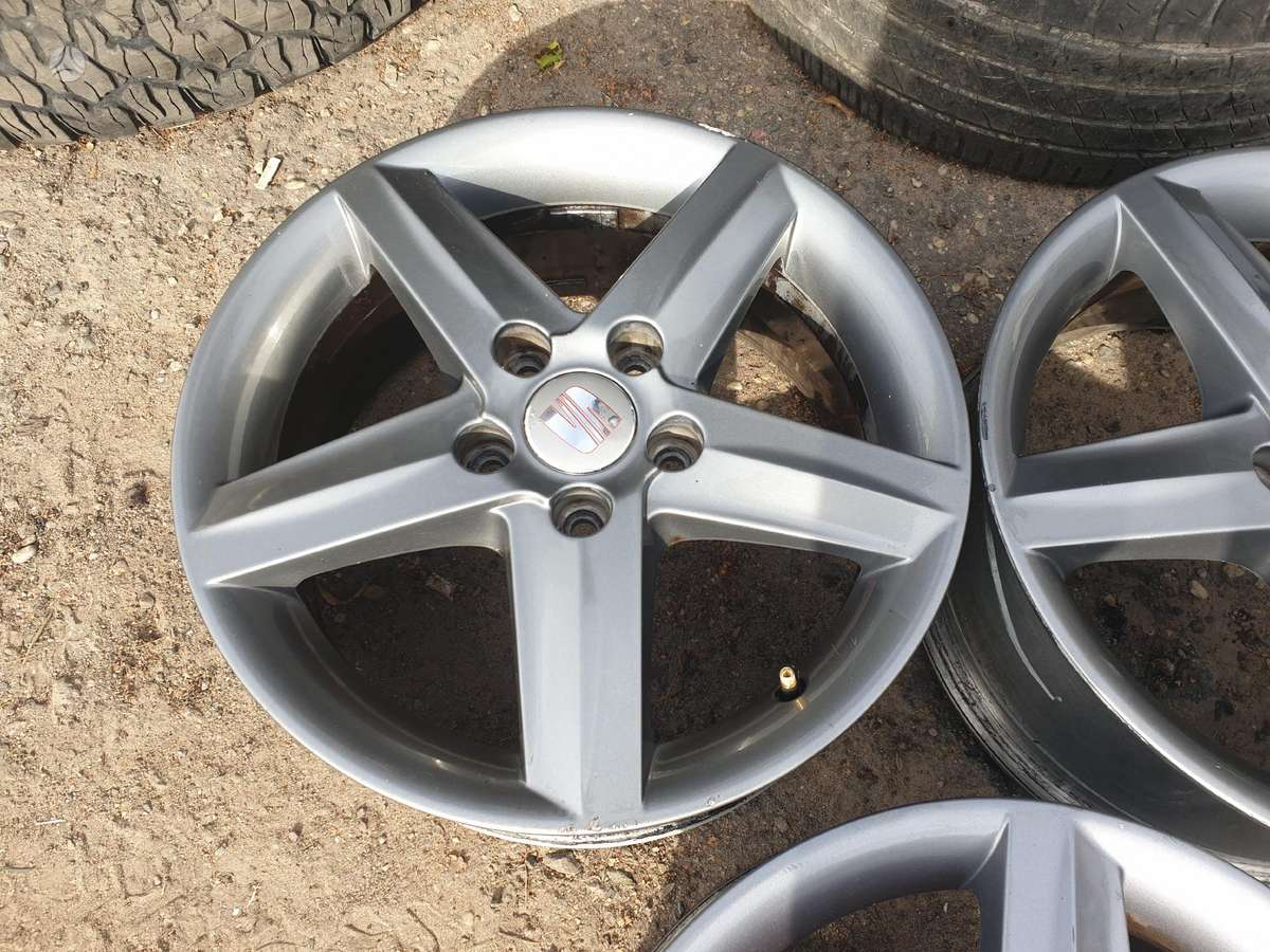Seat 5P0601025K, light alloy, R16