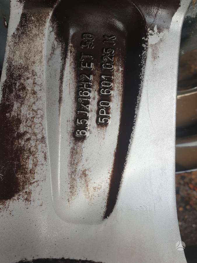 Seat 5P0601025K, легкосплавные , R16