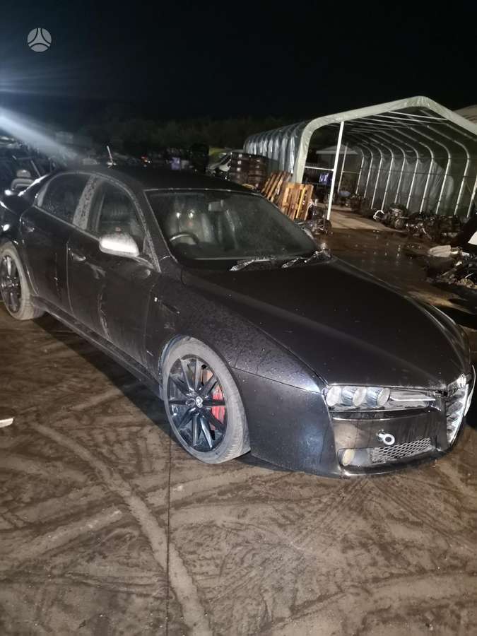 Alfa Romeo 159