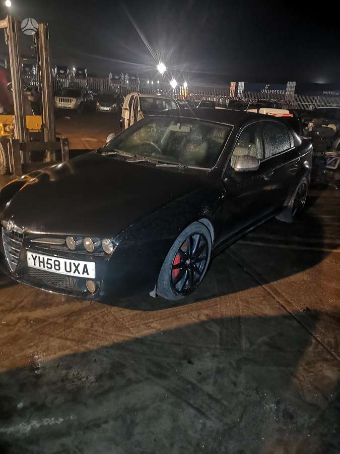 Alfa Romeo 159