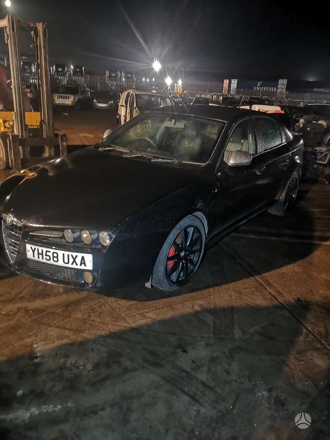 Alfa Romeo 159