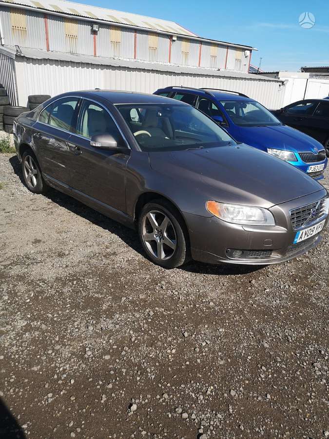 Volvo S80