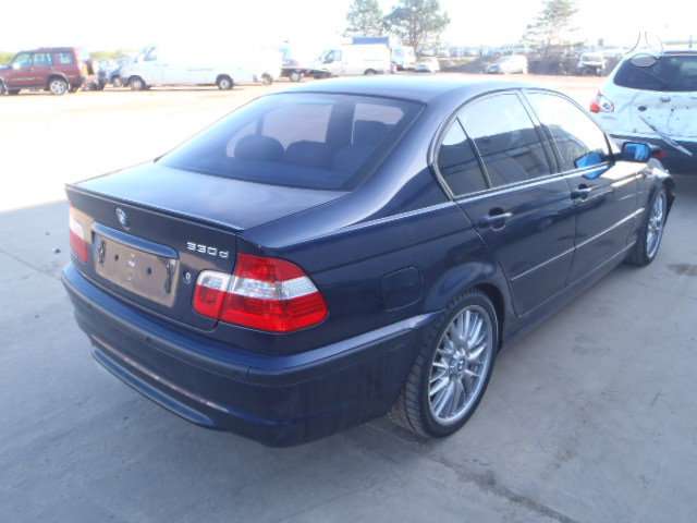 BMW 330 dalimis