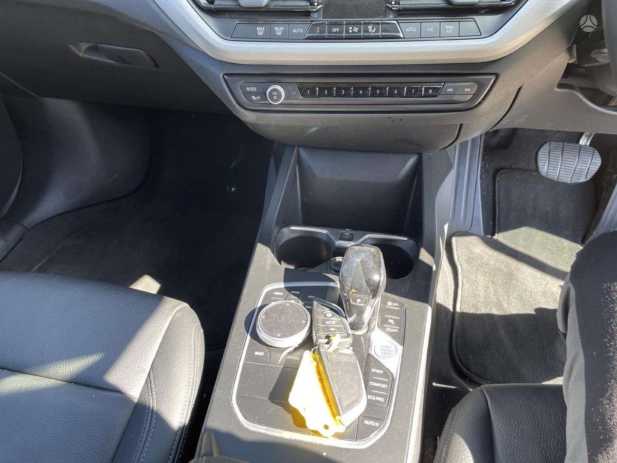 BMW 1 serija
