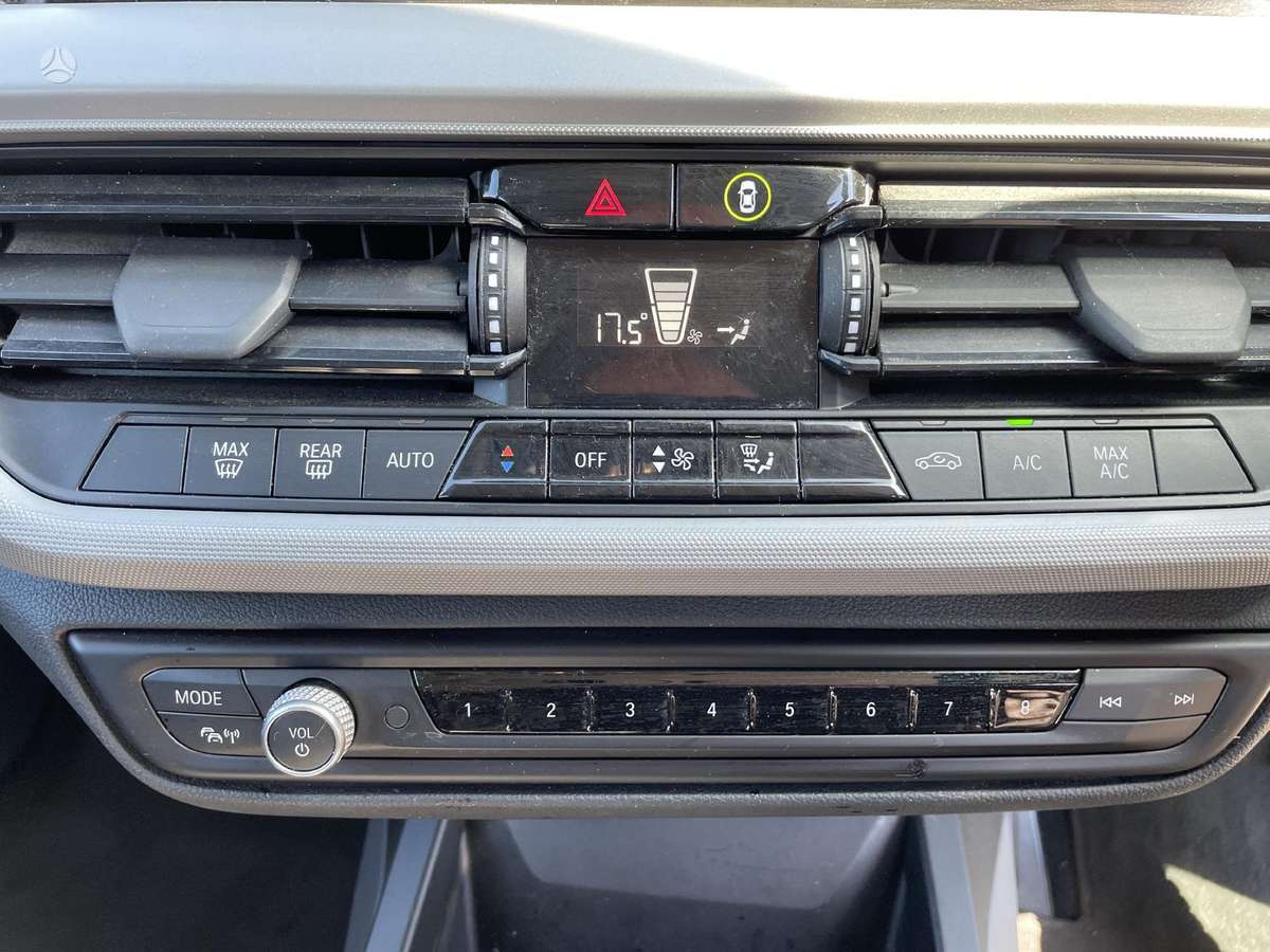 BMW 1 serija