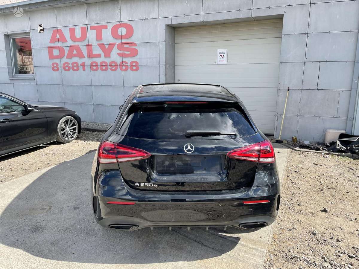 Mercedes-Benz A250 Amg apdaila