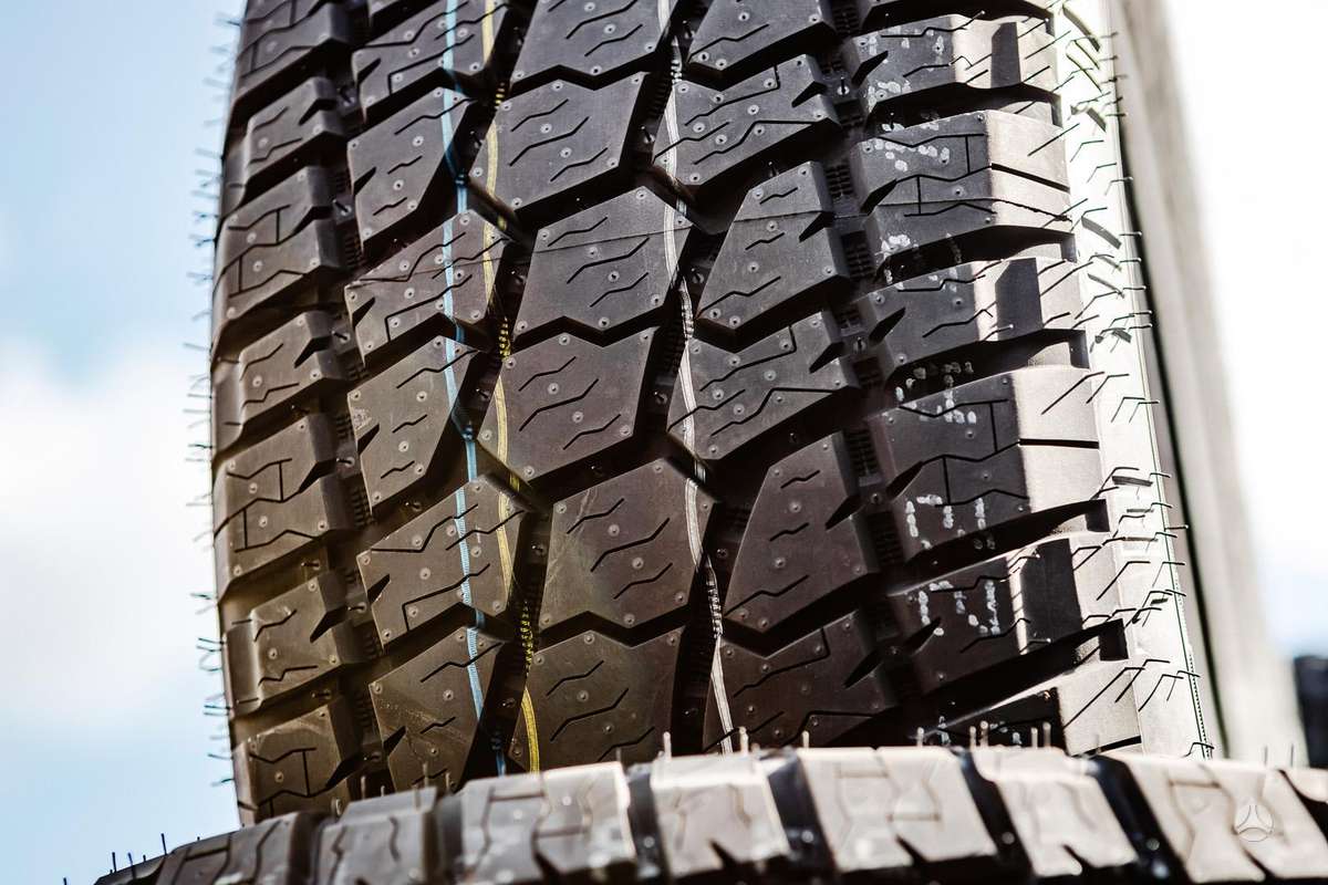 Radar Renegade A/T5, universalios 275/60 R20