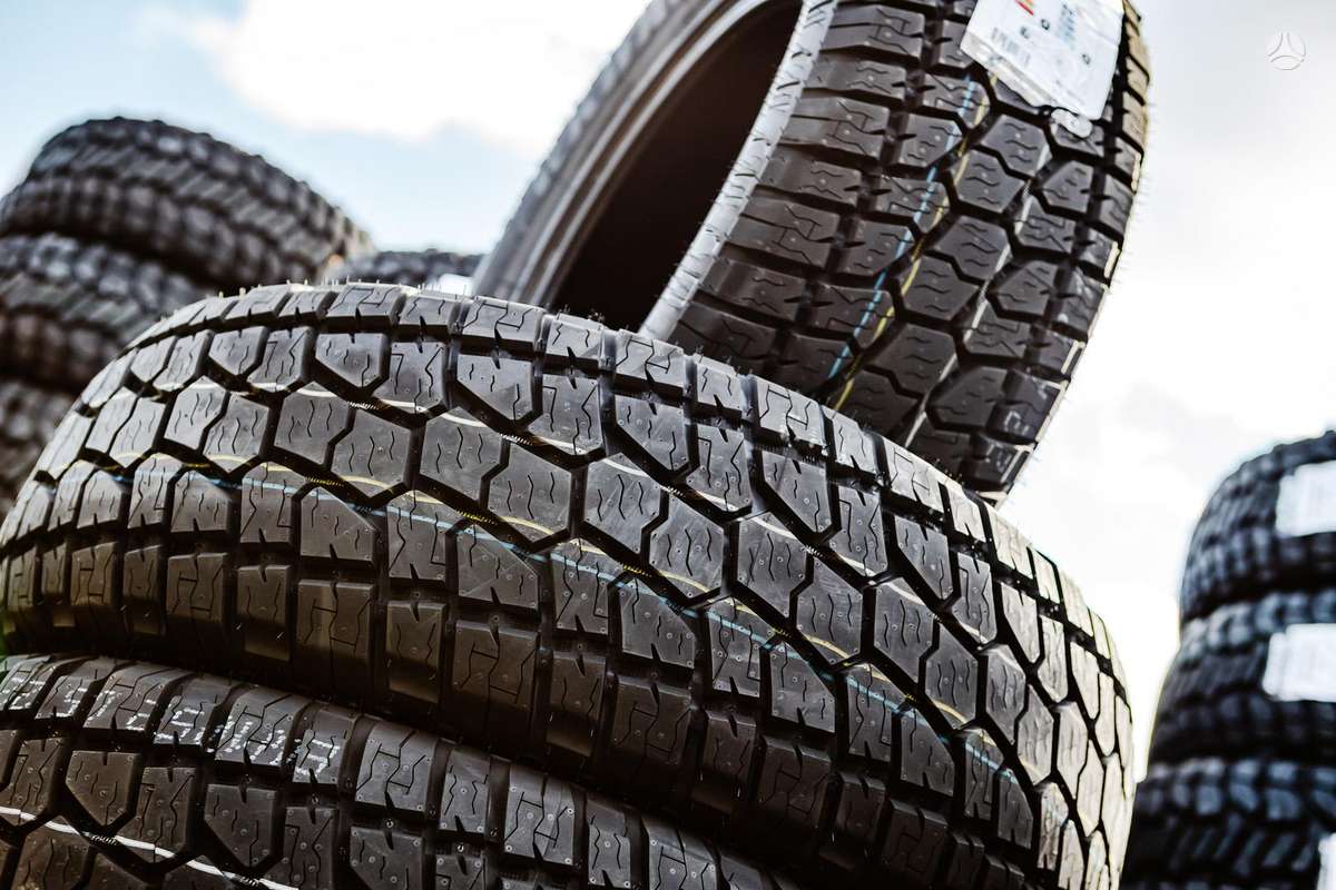 Radar Renegade A/T5, всесезонные 275/60 R20