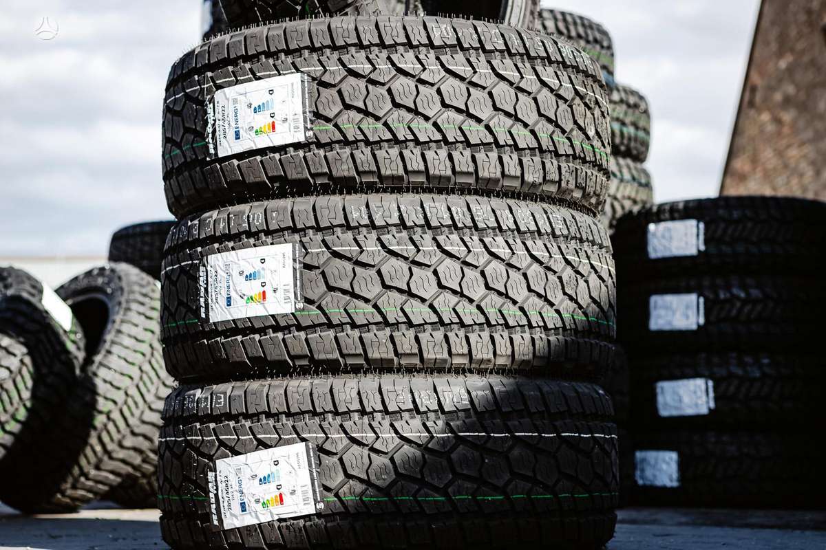 Radar Renegade A/T5, universalios 285/45 R22