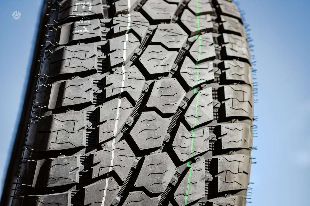 Radar Renegade A/T5, universalios 285/45 R22