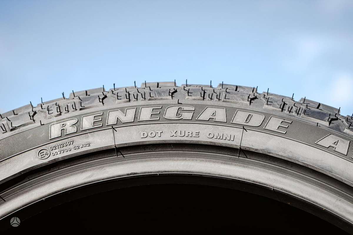 Radar Renegade A/T5, universalios 285/45 R22