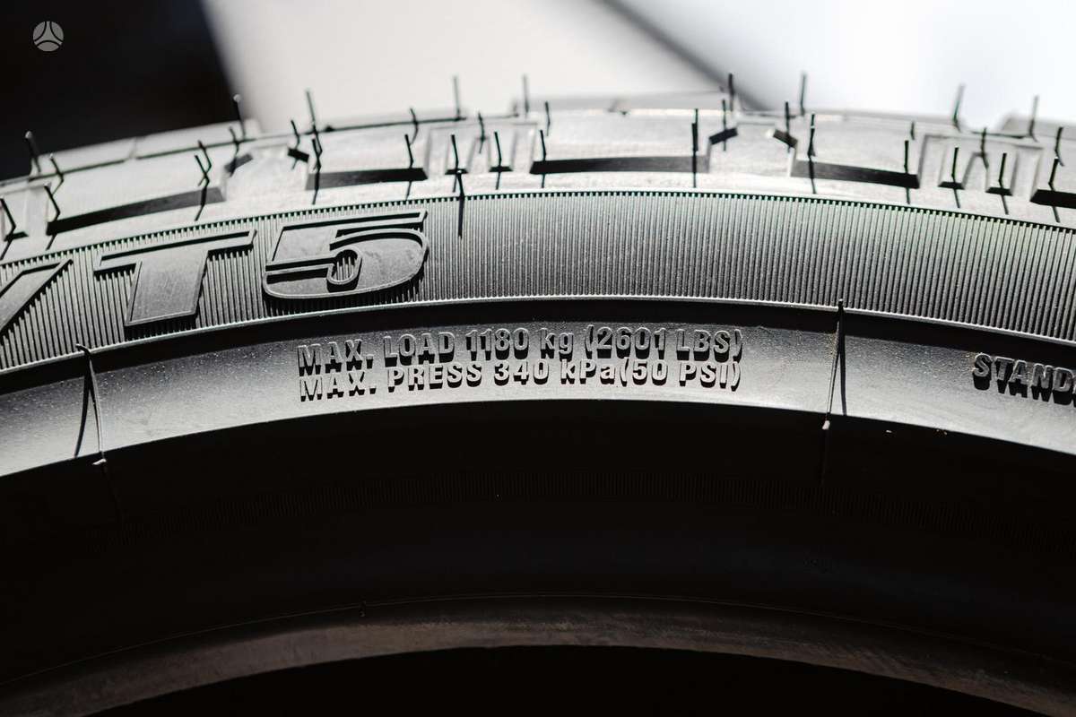 Radar Renegade A/T5, всесезонные 285/45 R22