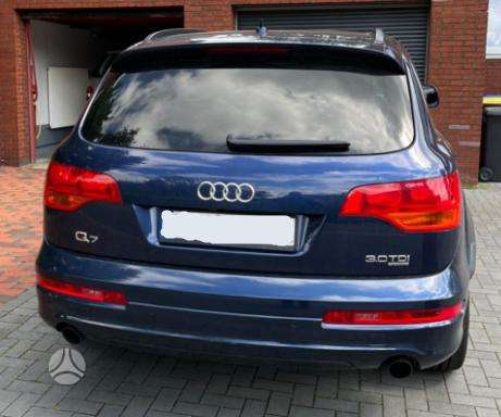 Audi Q7 Auto ardomas platesnė info telefonu