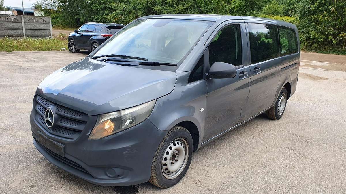 Mercedes-Benz Vito, passenger vans