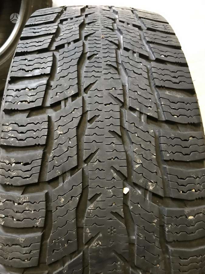 Nokian, universalios 215/60 R17