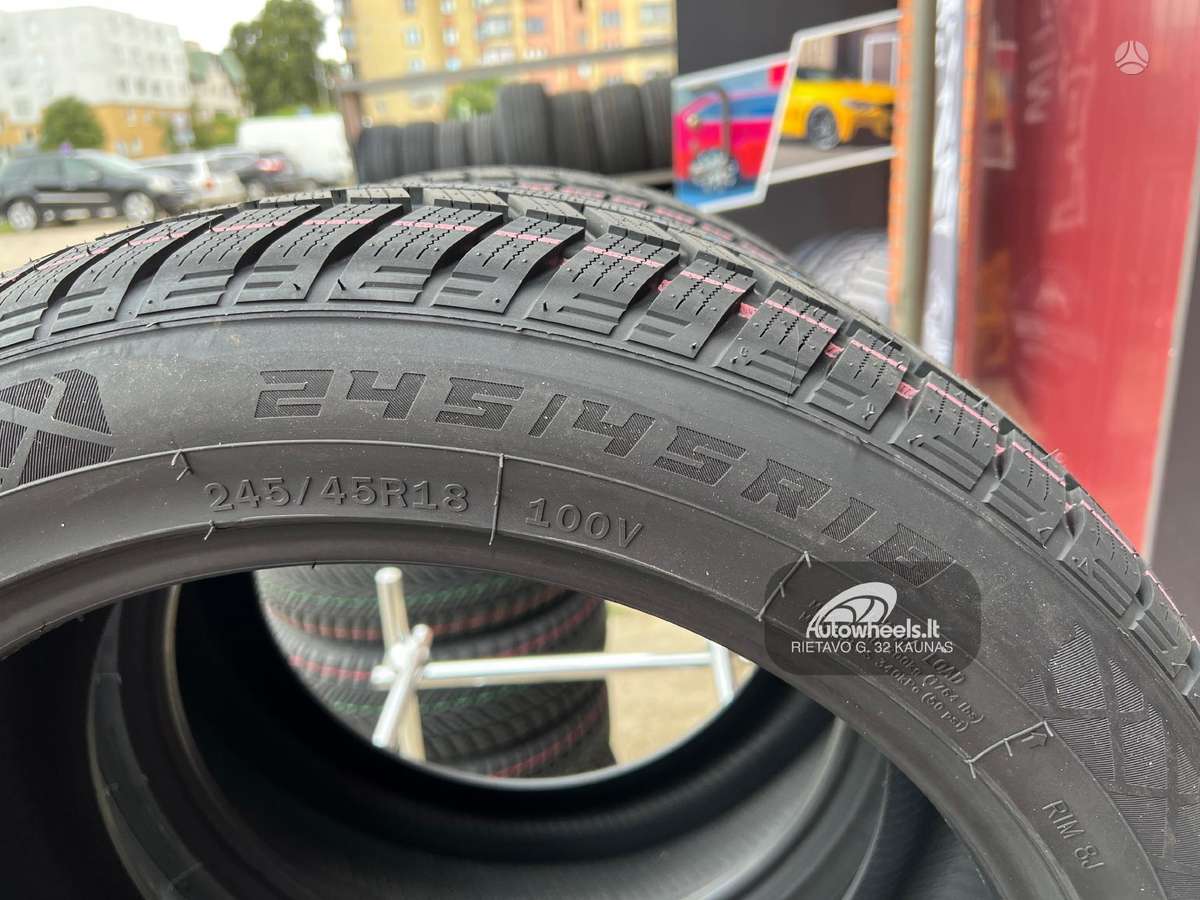 Windforce Snow Blazer UHP, žieminės 245/45 R18