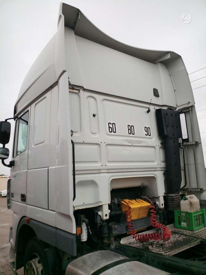 DAF FT XF105, vilkikai