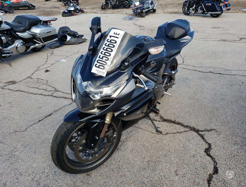 Suzuki GSX-R, street / classic