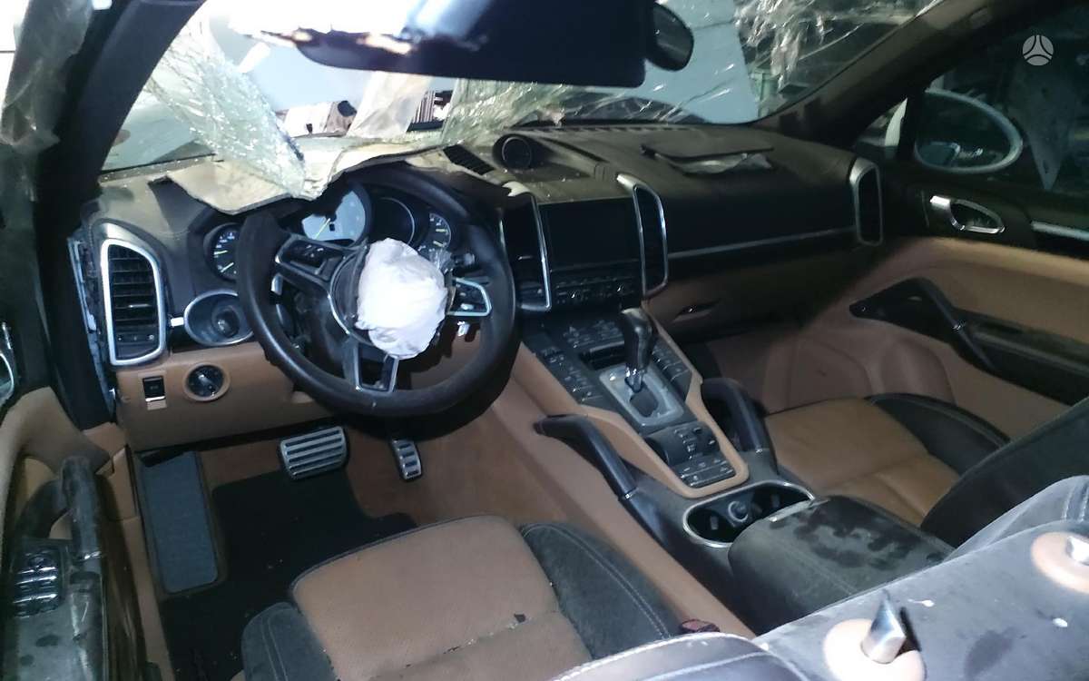Porsche Cayenne по частям. Europa