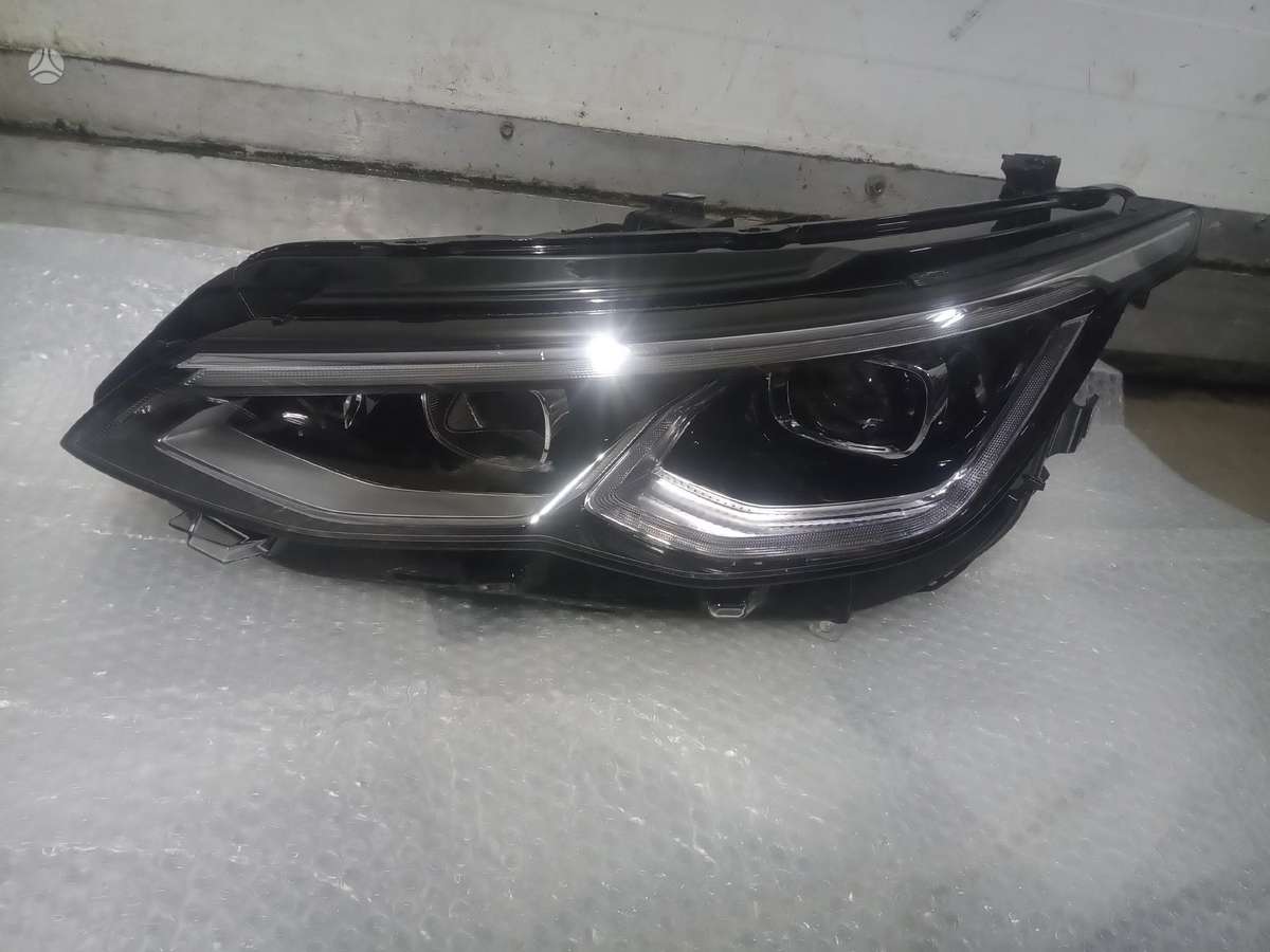 Volkswagen Golf lights