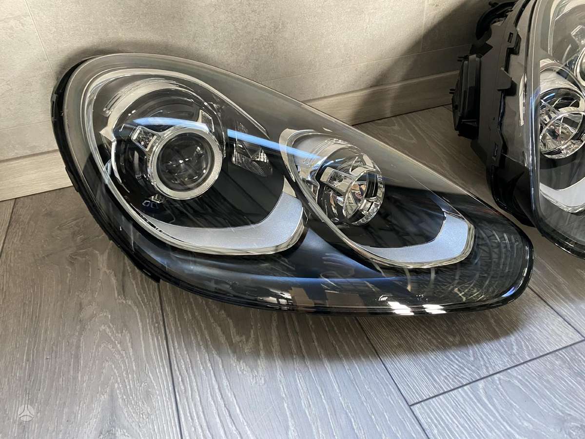 Porsche Cayenne gaismas
