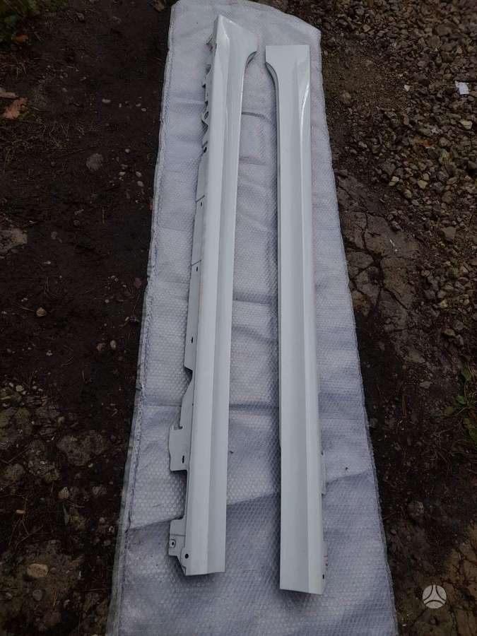 BMW 330, 51 118069372, kėbulo dalys