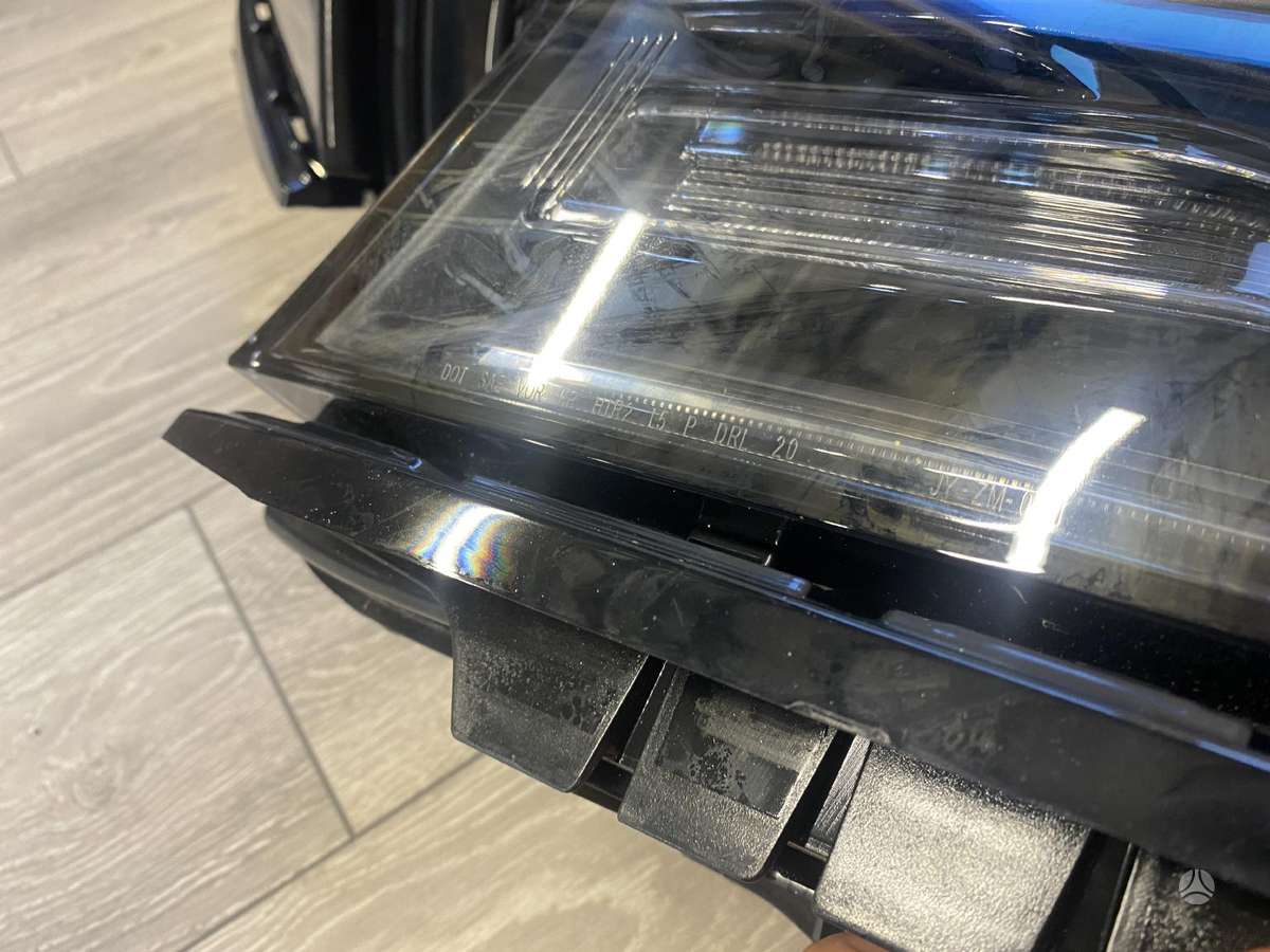 Dodge Charger фары