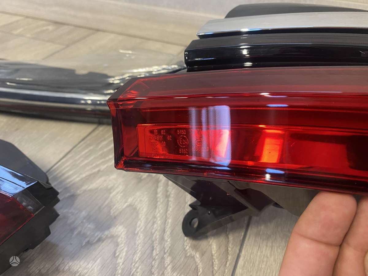 BMW 7 serija lights