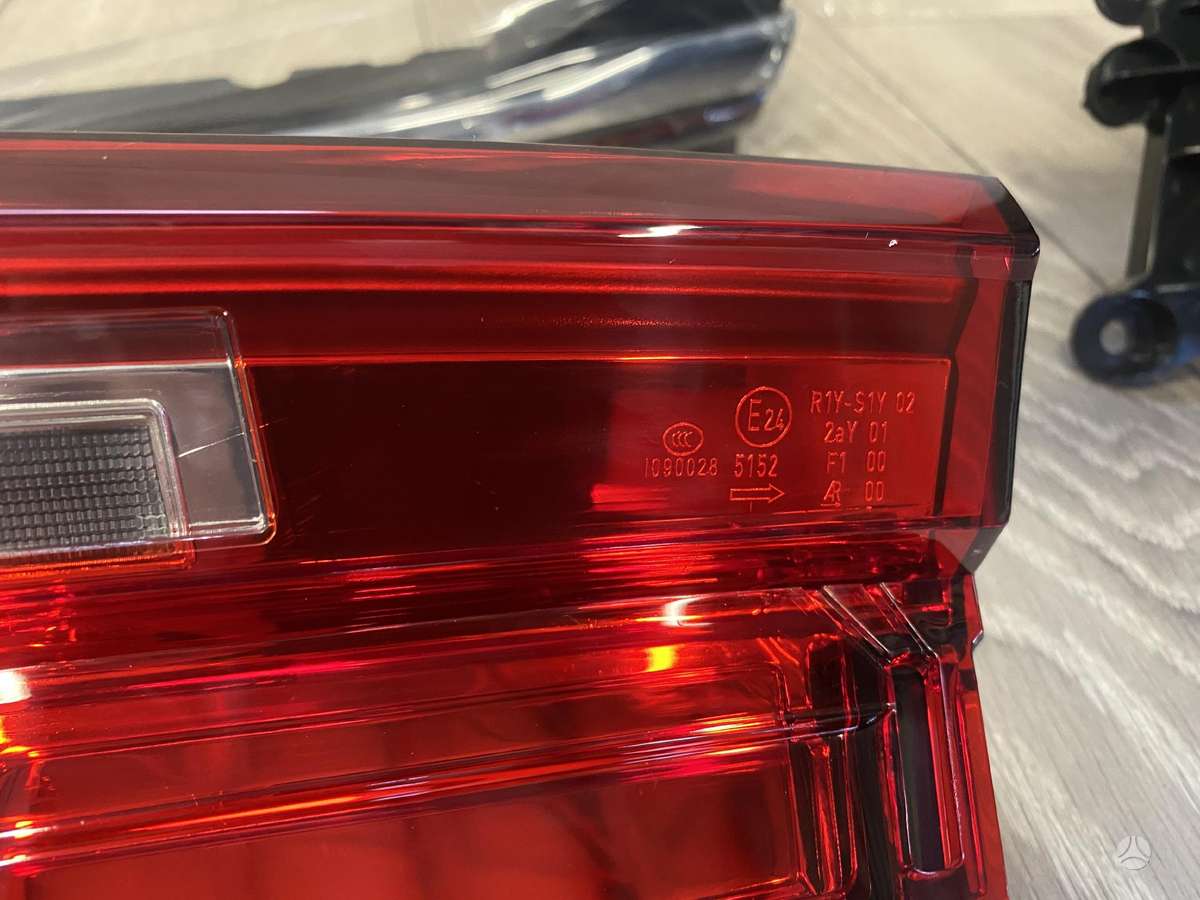 BMW 7 serija lights