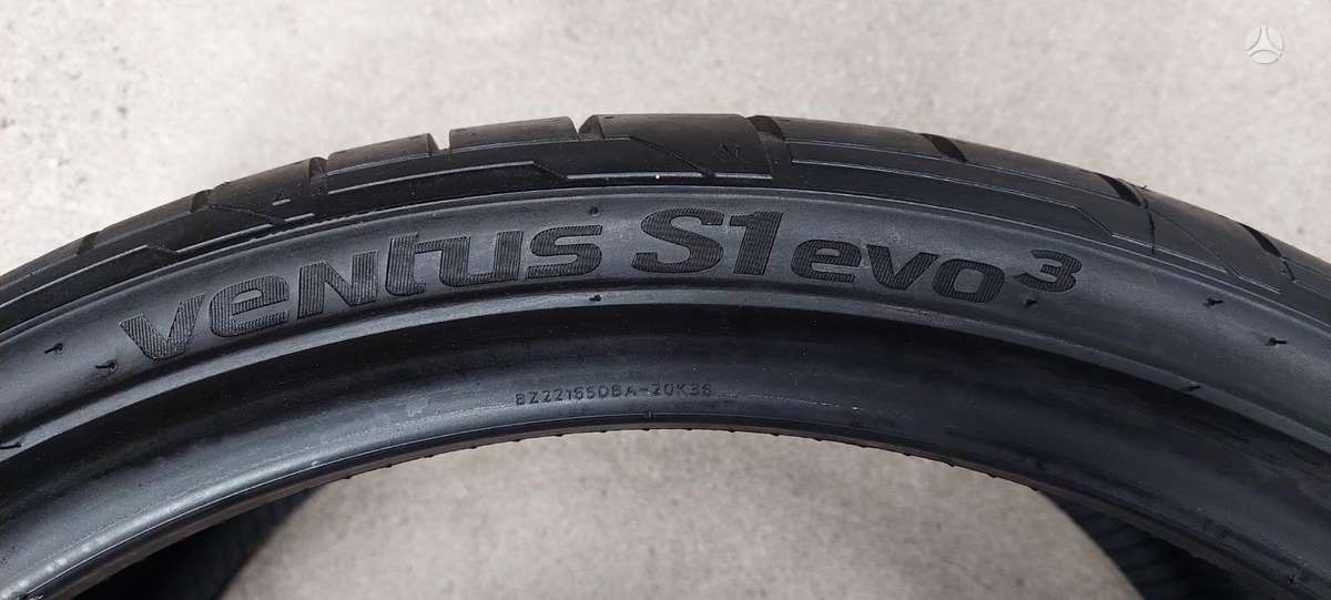 Hankook, summer 285/30 R22