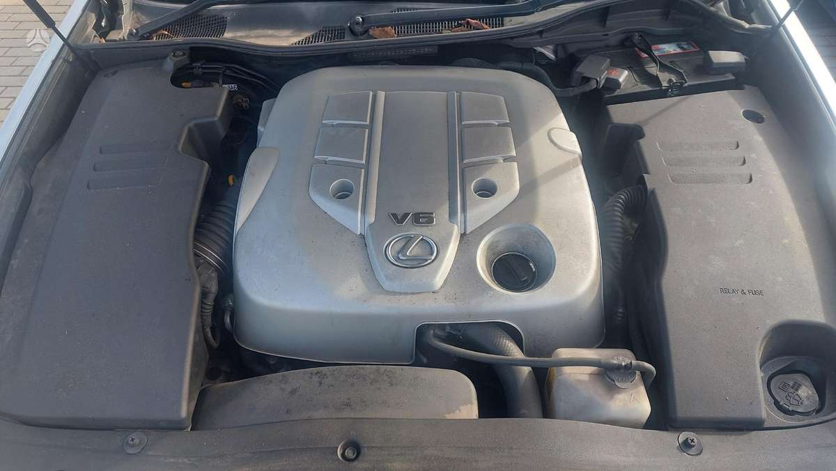 Lexus GS 300