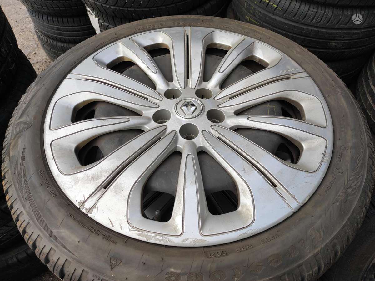 Renault, stamped steel, R20