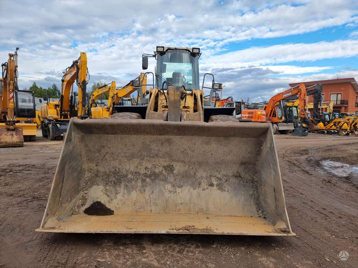 Liebherr L564, frontal loader