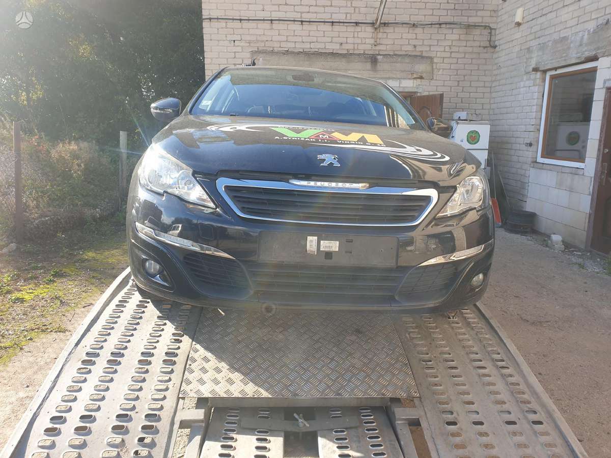 Peugeot 308 for parts