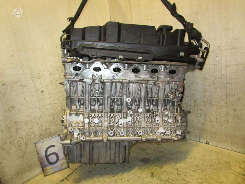 BMW 530, 306D3, engine