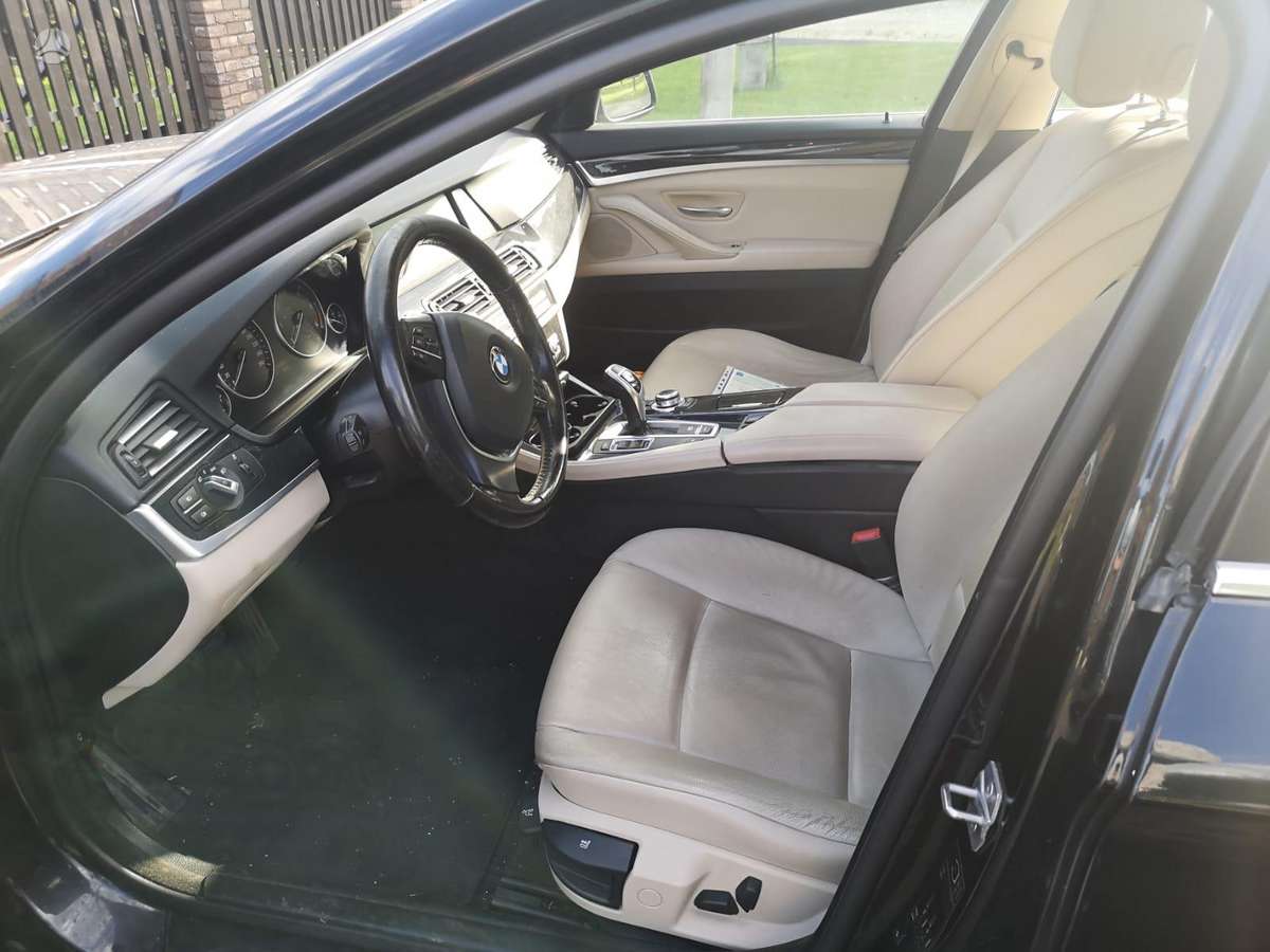 BMW 520, 2.0 l., Седан