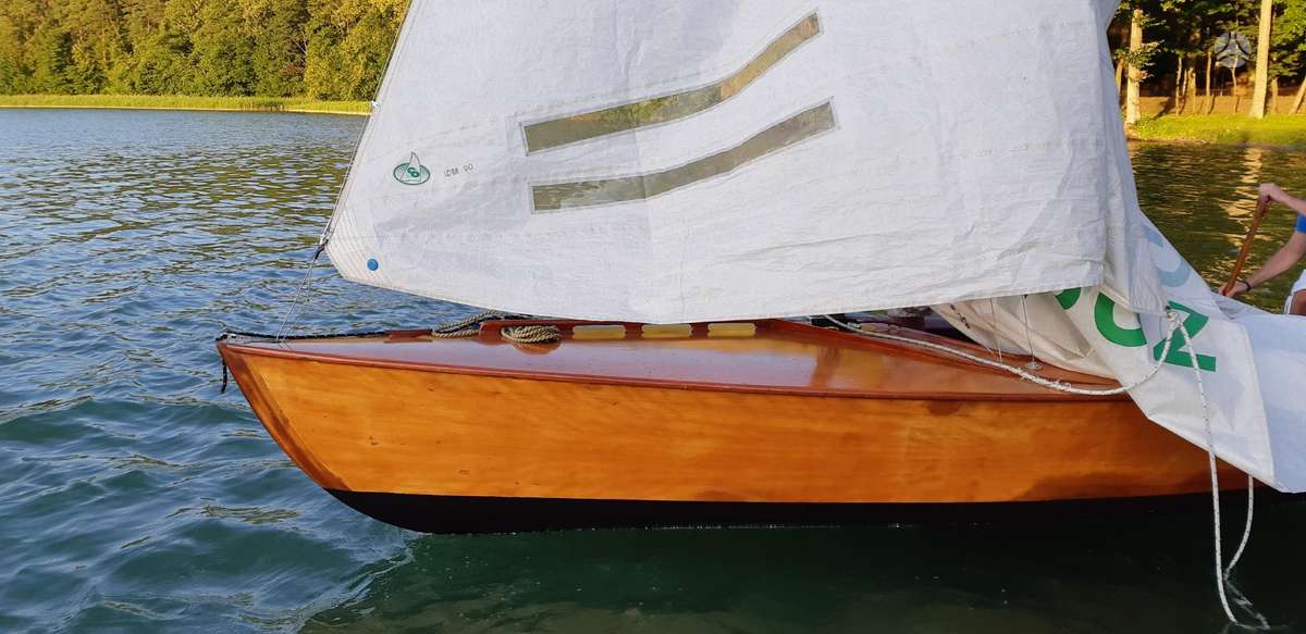KIELZUGVOGEL KZV3302, dinghies