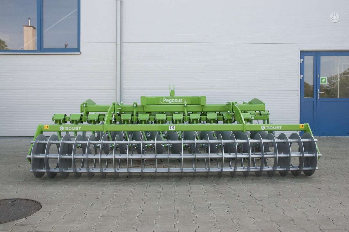 Bomet Skutikai, scrapers, scrubbers