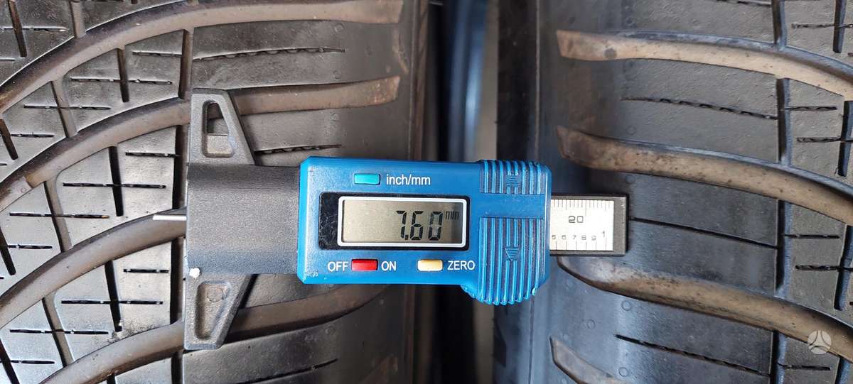 Goodyear, all-season 255/45 R19