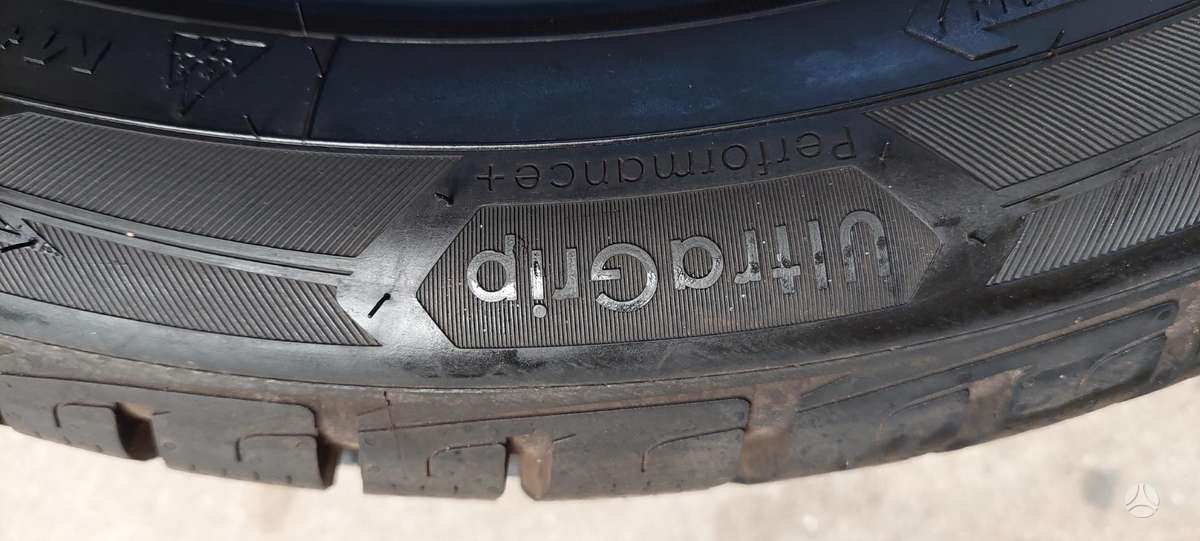 Goodyear, winter 215/50 R19
