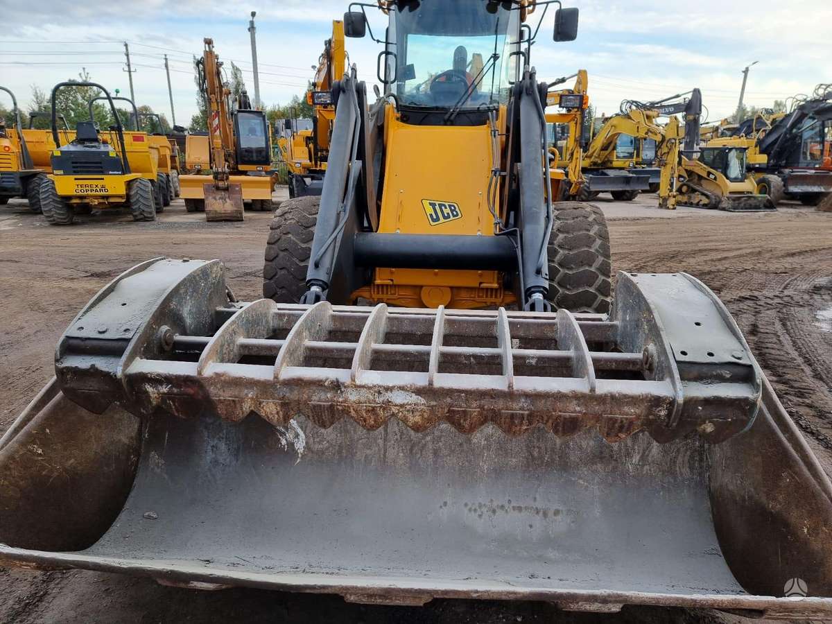 JCB 436 HT, frontaliniai krautuvai
