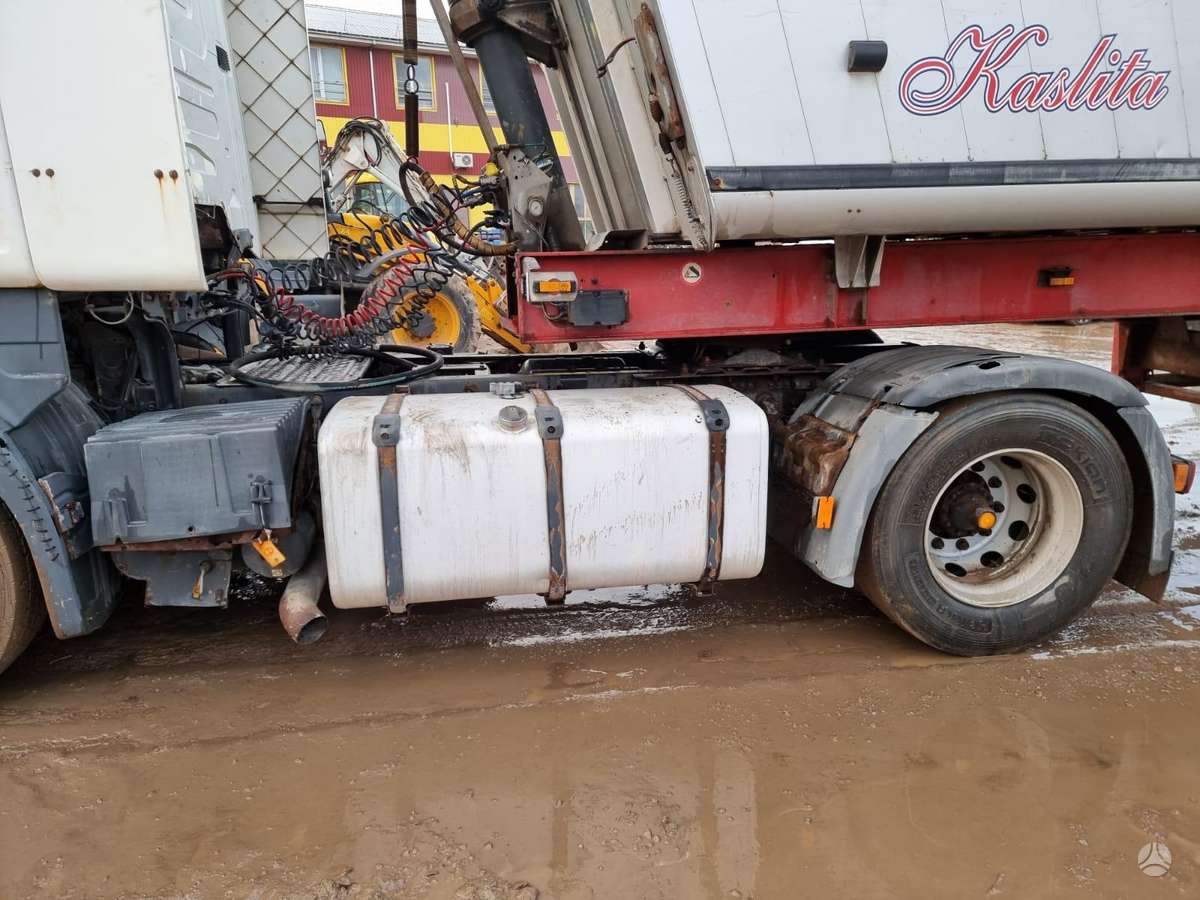 Scania R420, single sleeper
