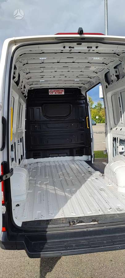 Volkswagen Crafter, cargo van