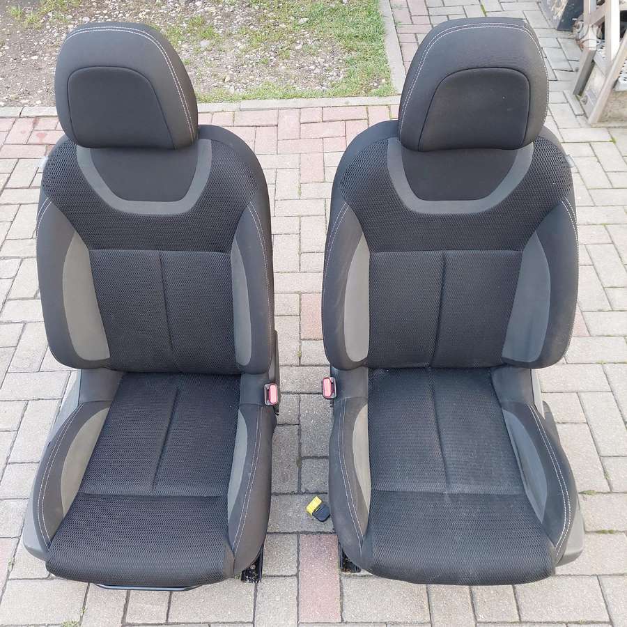 Citroen C4 seats
