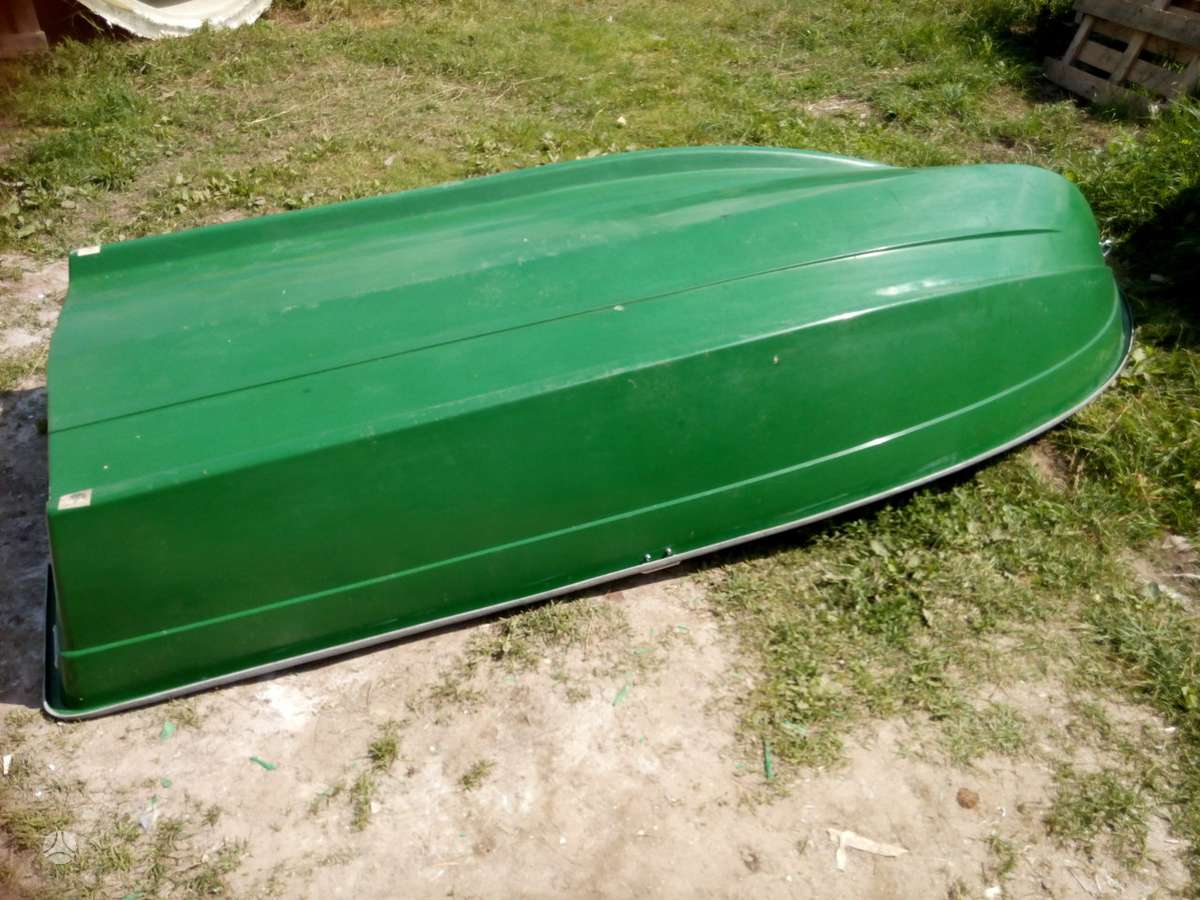 Autoplast Valtis trimarano tipo, plastikinės valtys
