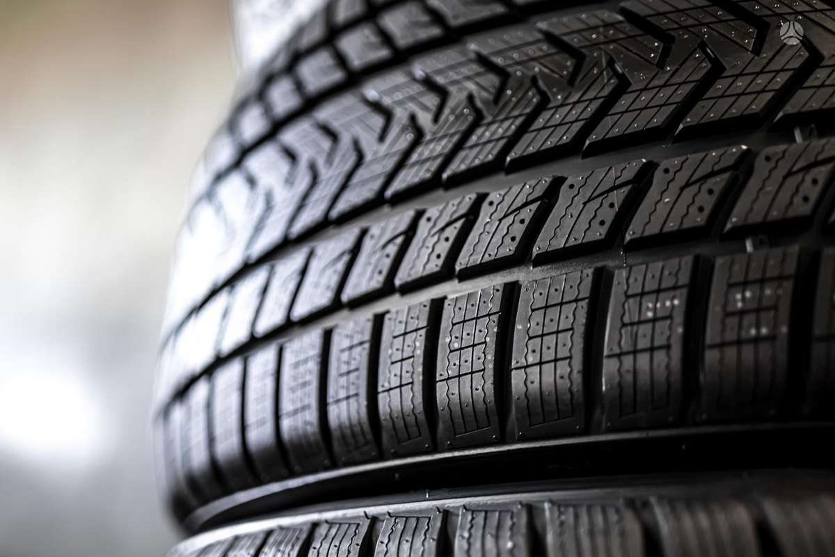 Gripmax SureGrip Pro Winter, winter 325/35 R22