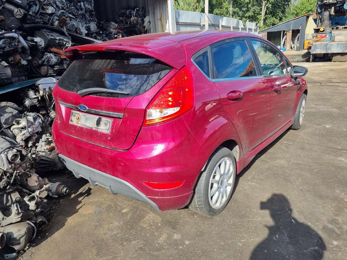 Ford Fiesta St apdaila