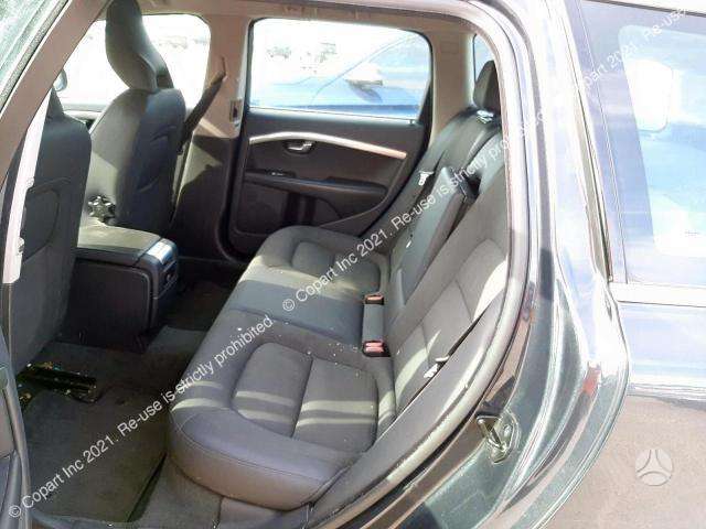 Volvo V70 dalimis